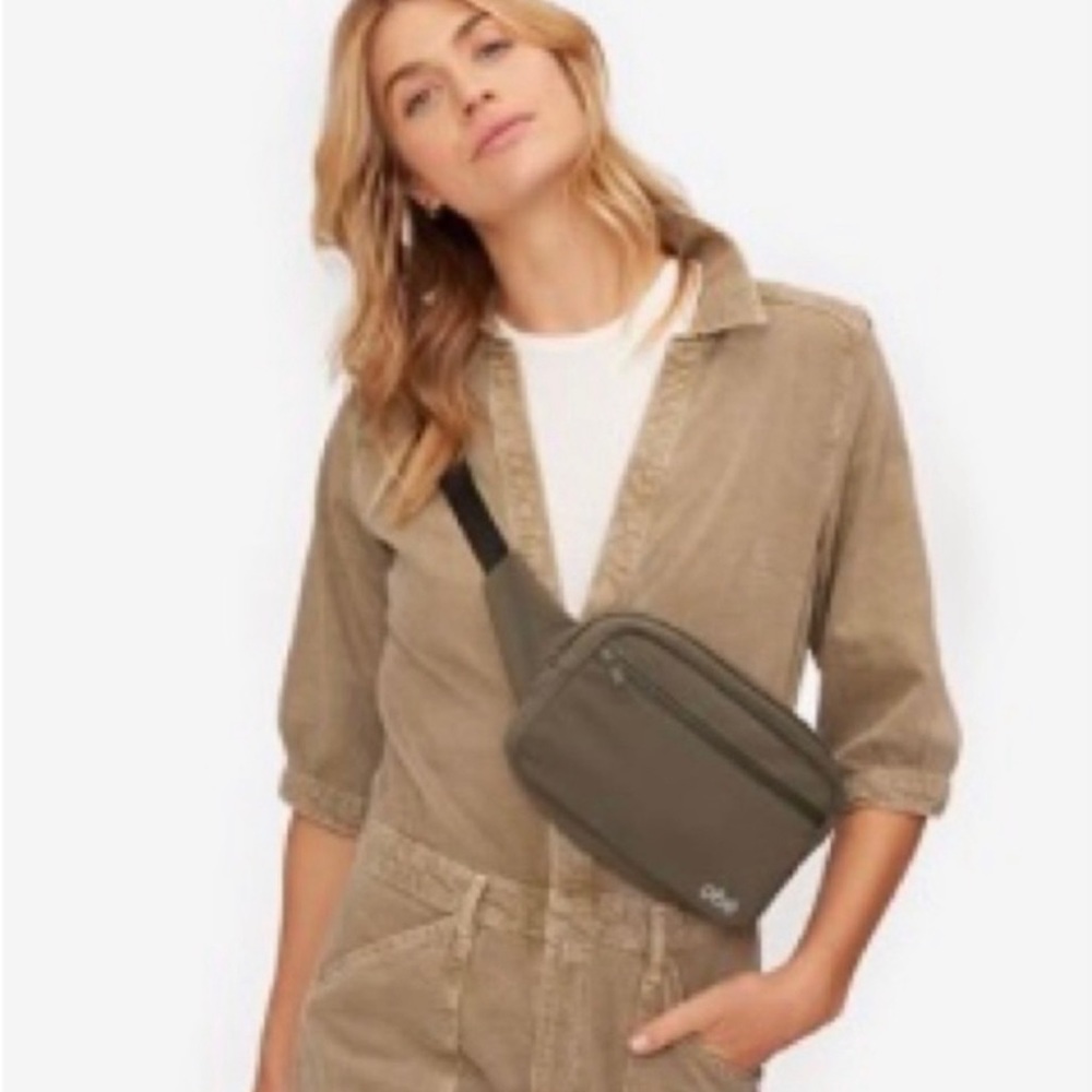 10.  Obe’ waist/ crossbody  bag in olive NWT